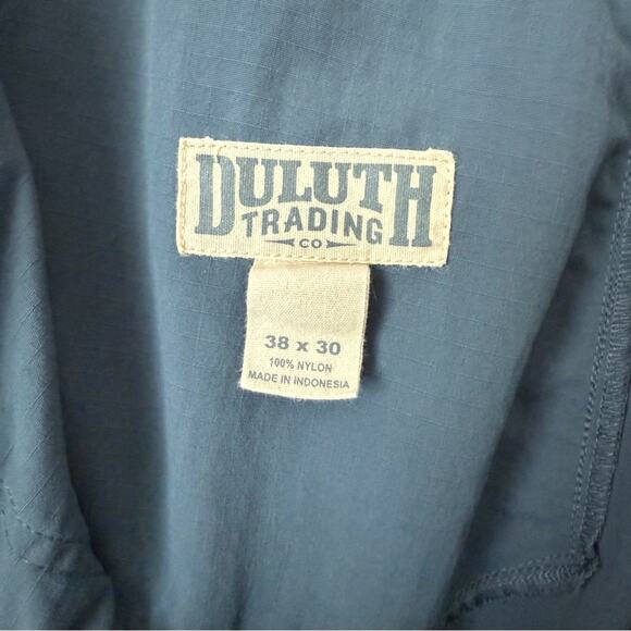 Duluth Trading Co Cargo Pants Mens 38x30 Armachillo Cooling Hiking Nylon Blue - Picture 3 of 3